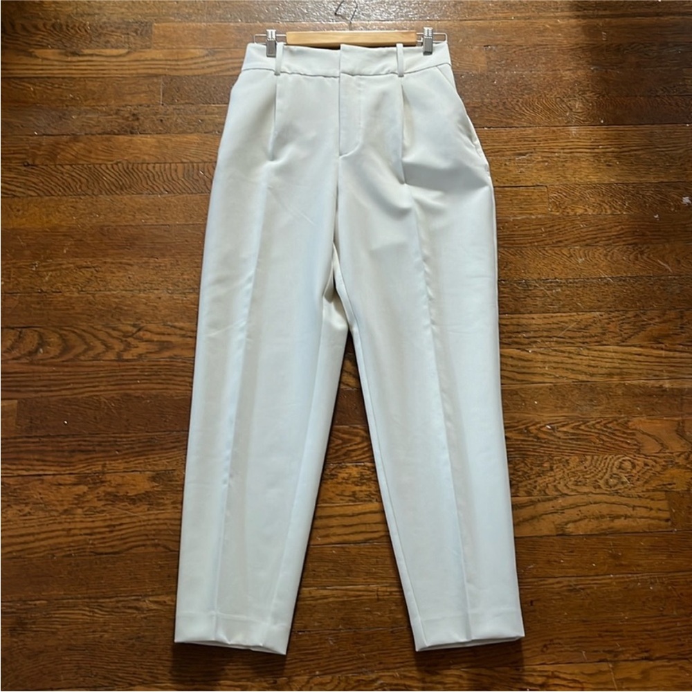 ZARA classy slack pants in the color Ecru